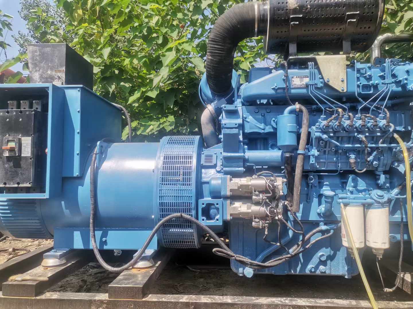嘉祥详细说明降低 800kW 柴油发电机输出电流波动的方法